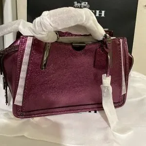 Coach dreamer 21 metallic berry shop
